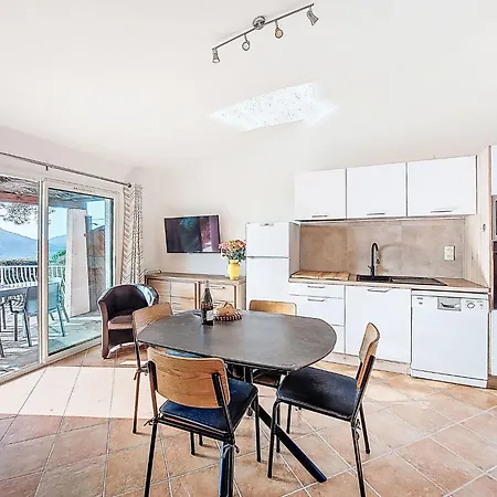 Marina Di Santa Giulia By Interhome Διαμέρισμα *