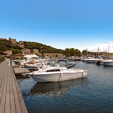Marina Di Santa Giulia By Interhome Lägenhet *