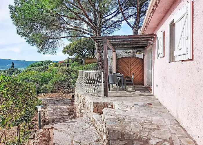 Marina Di Santa Giulia By Interhome Διαμέρισμα *